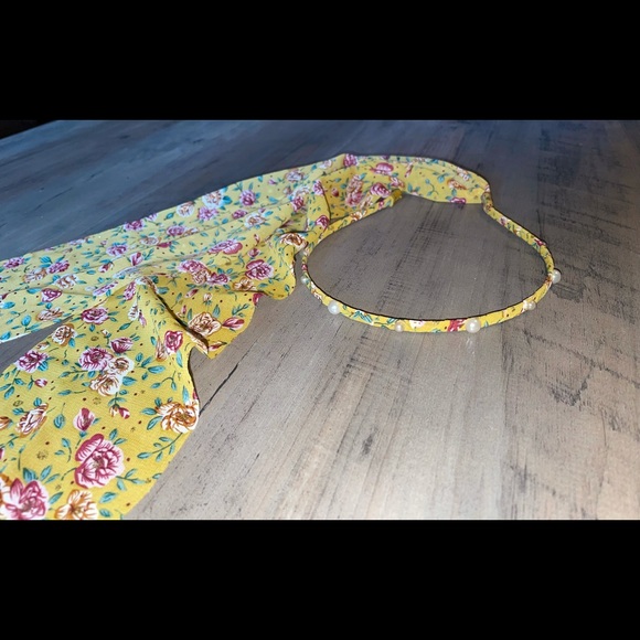 Pearl Headband - Picture 2 of 3